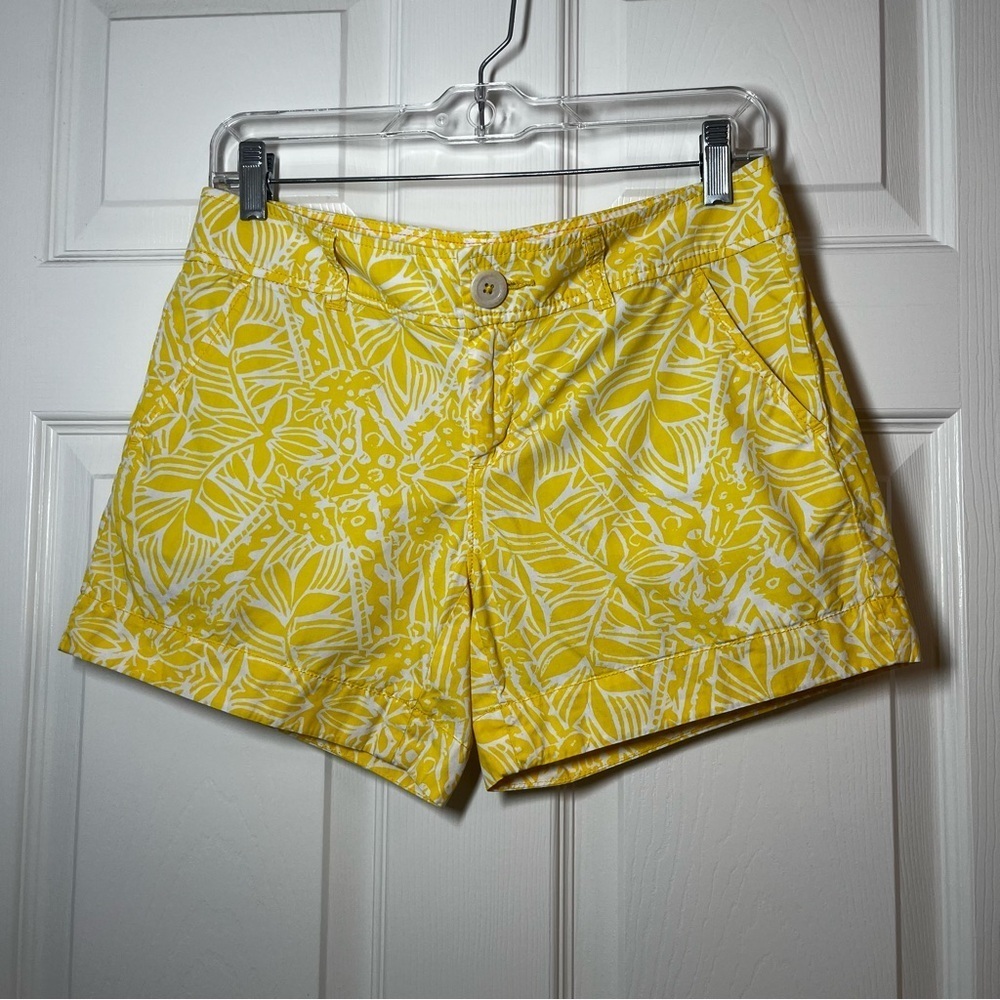 LILLY PULITZER Yellow Floral Women's Shorts Size 2